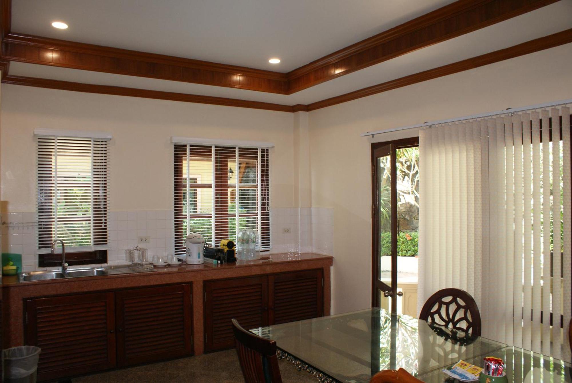 Prince Edouard Apartments & Resort Sha Extra Plus Patong Eksteriør billede