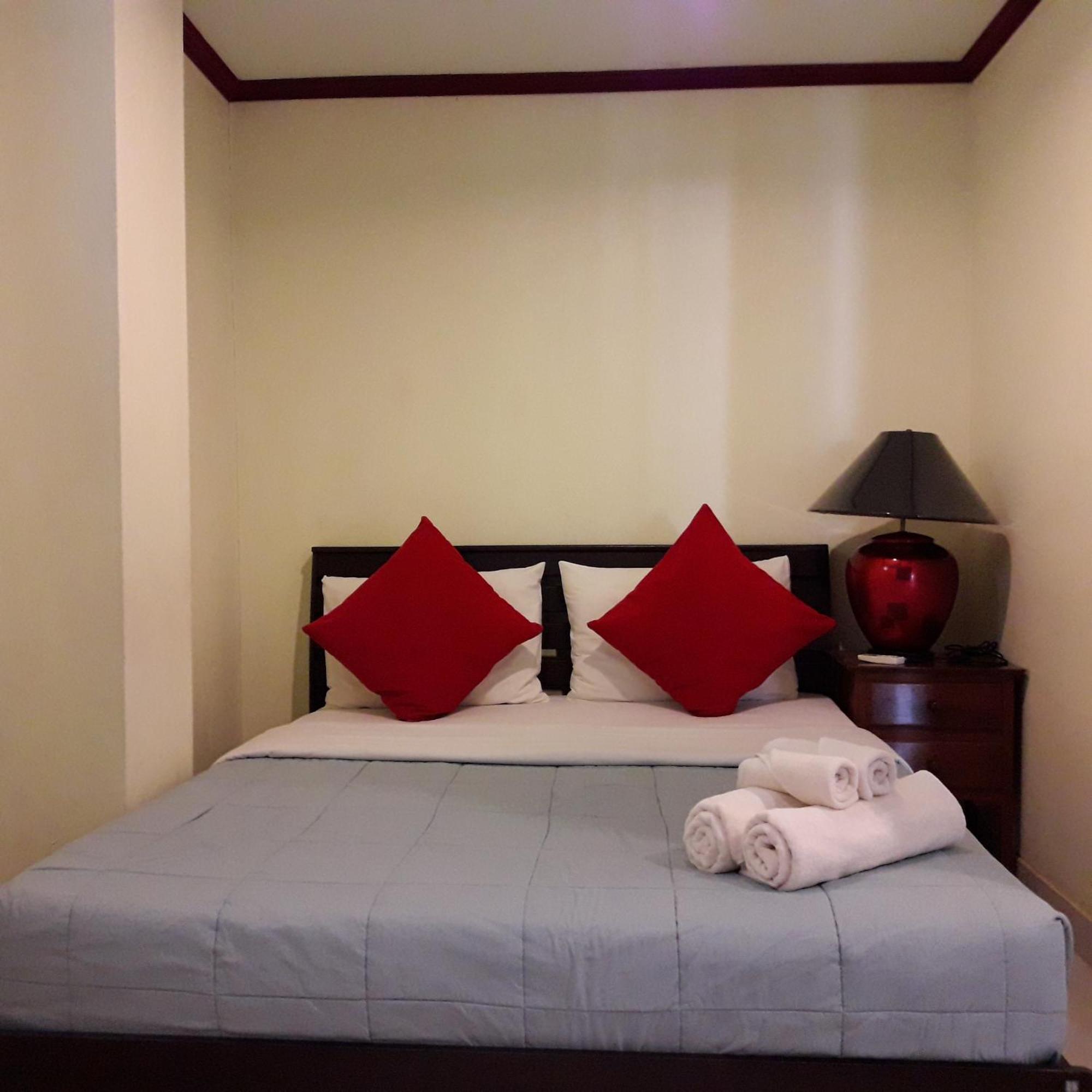 Prince Edouard Apartments & Resort Sha Extra Plus Patong Eksteriør billede