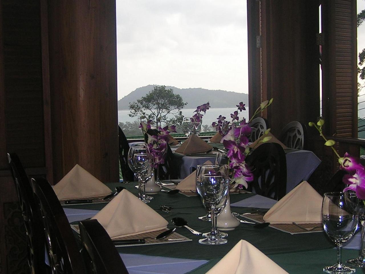 Prince Edouard Apartments & Resort Sha Extra Plus Patong Eksteriør billede